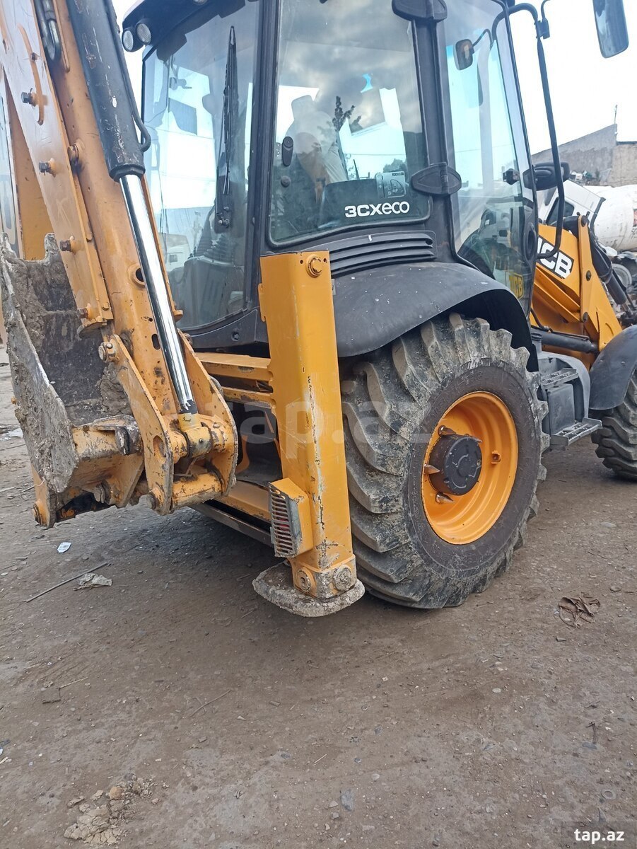 Ekskavator JCB, 2012 il (5)