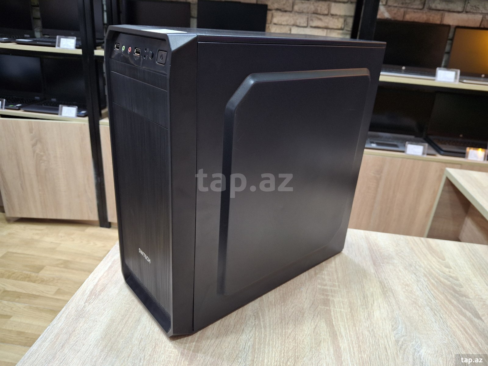 Masaüstü kompüter PC (2)