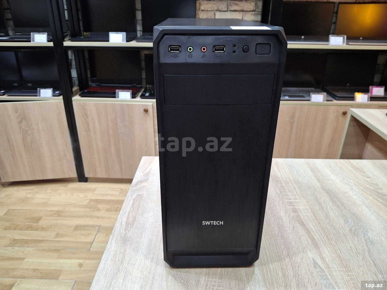 Masaüstü kompüter PC (3)