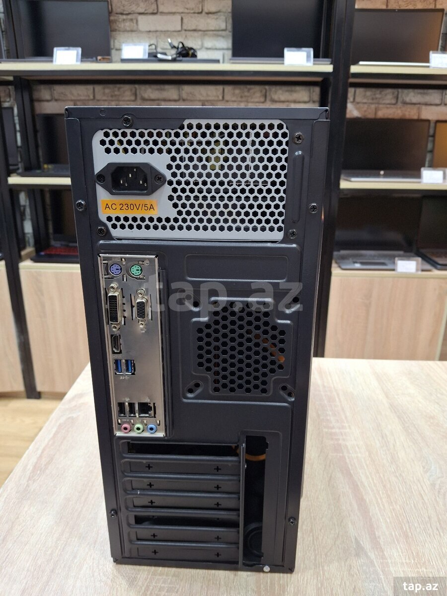 Masaüstü kompüter PC (5)