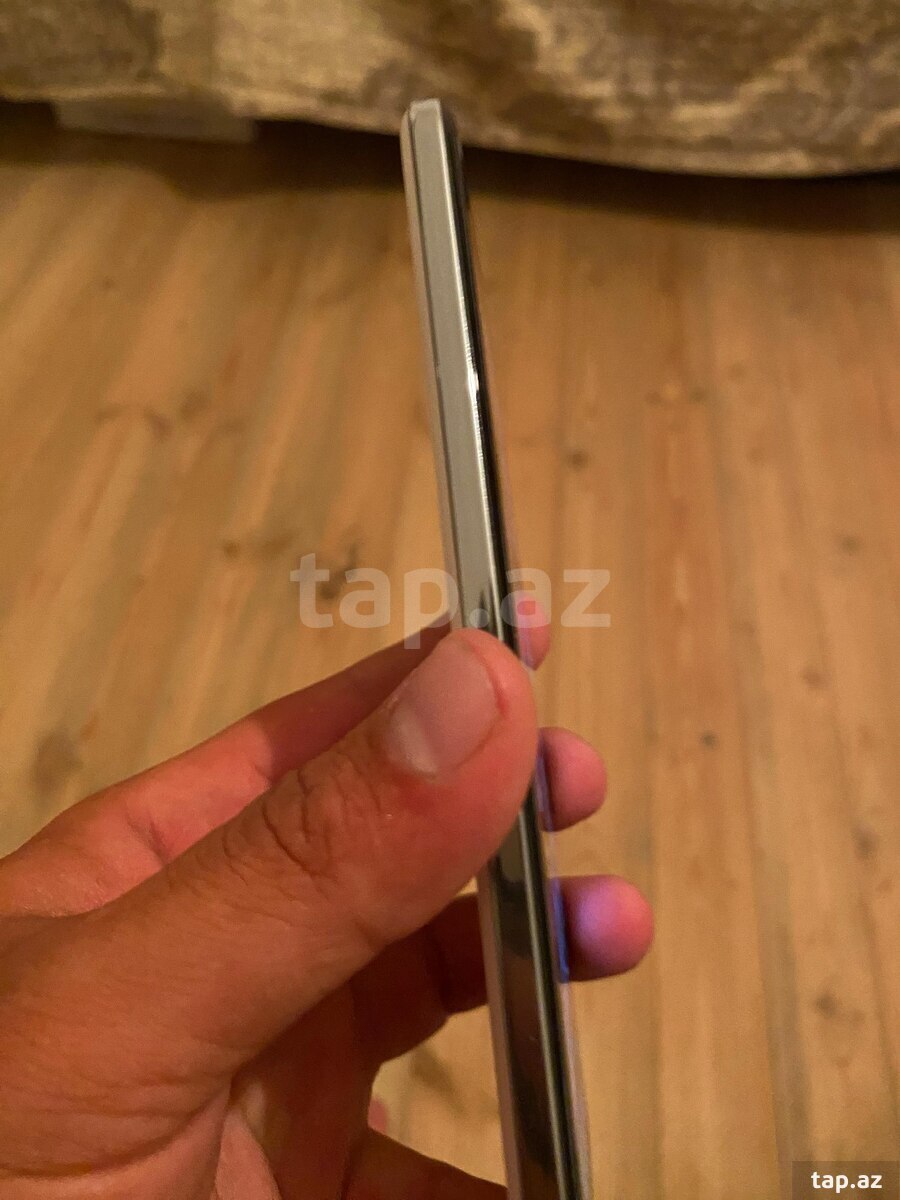 Honor 200 Silver 256GB/16GB (2)
