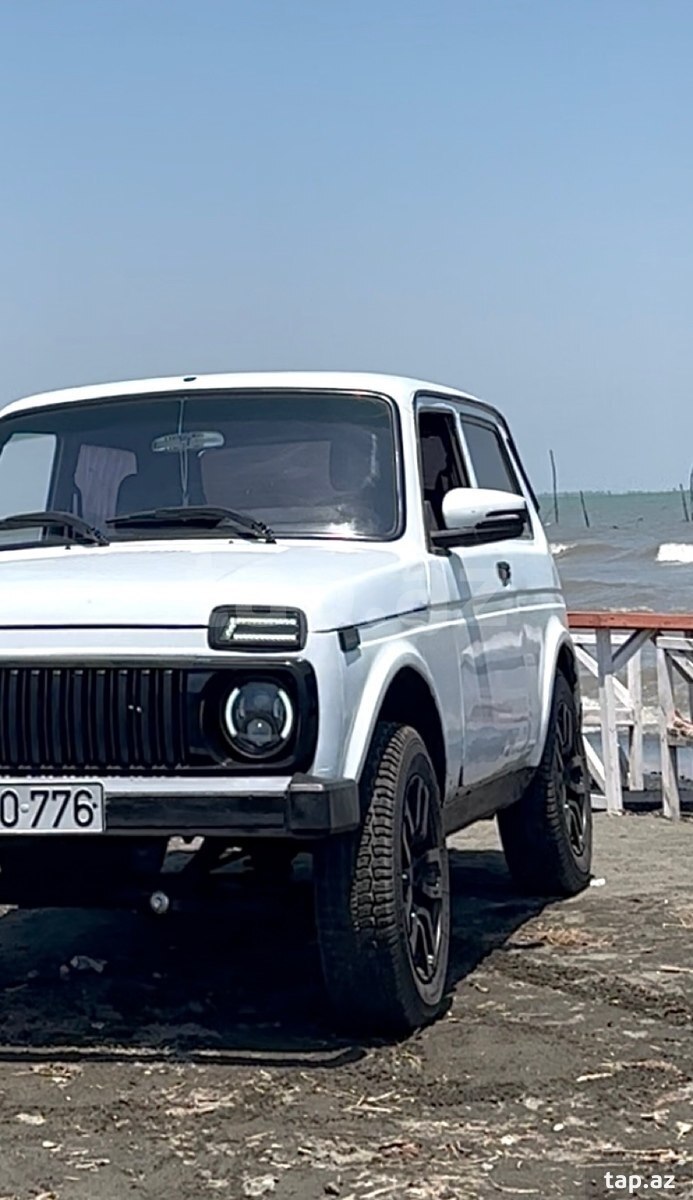LADA (VAZ) Niva, 2002 il (2)