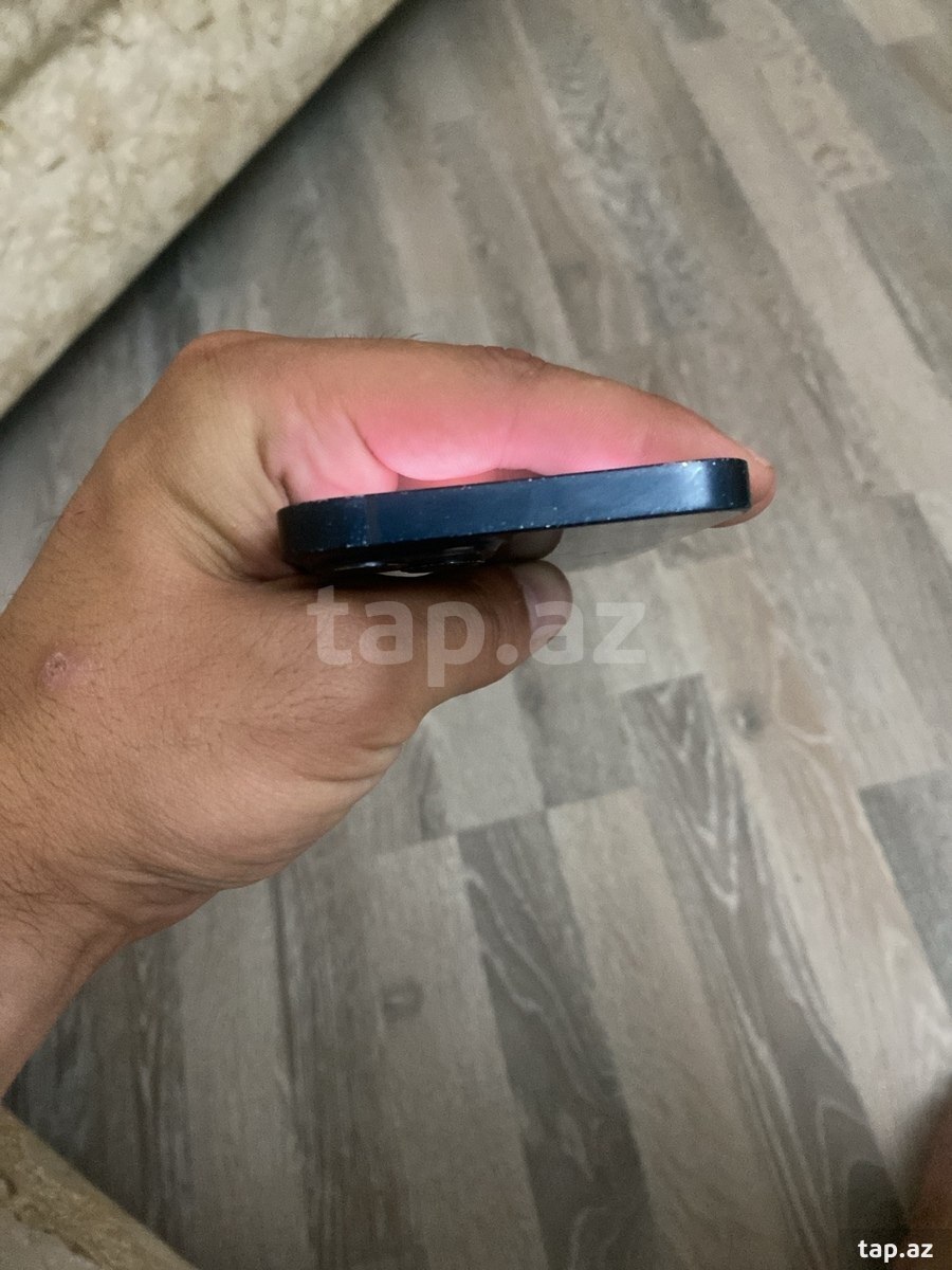 Apple iPhone 13 Midnight 128GB/4GB (6)