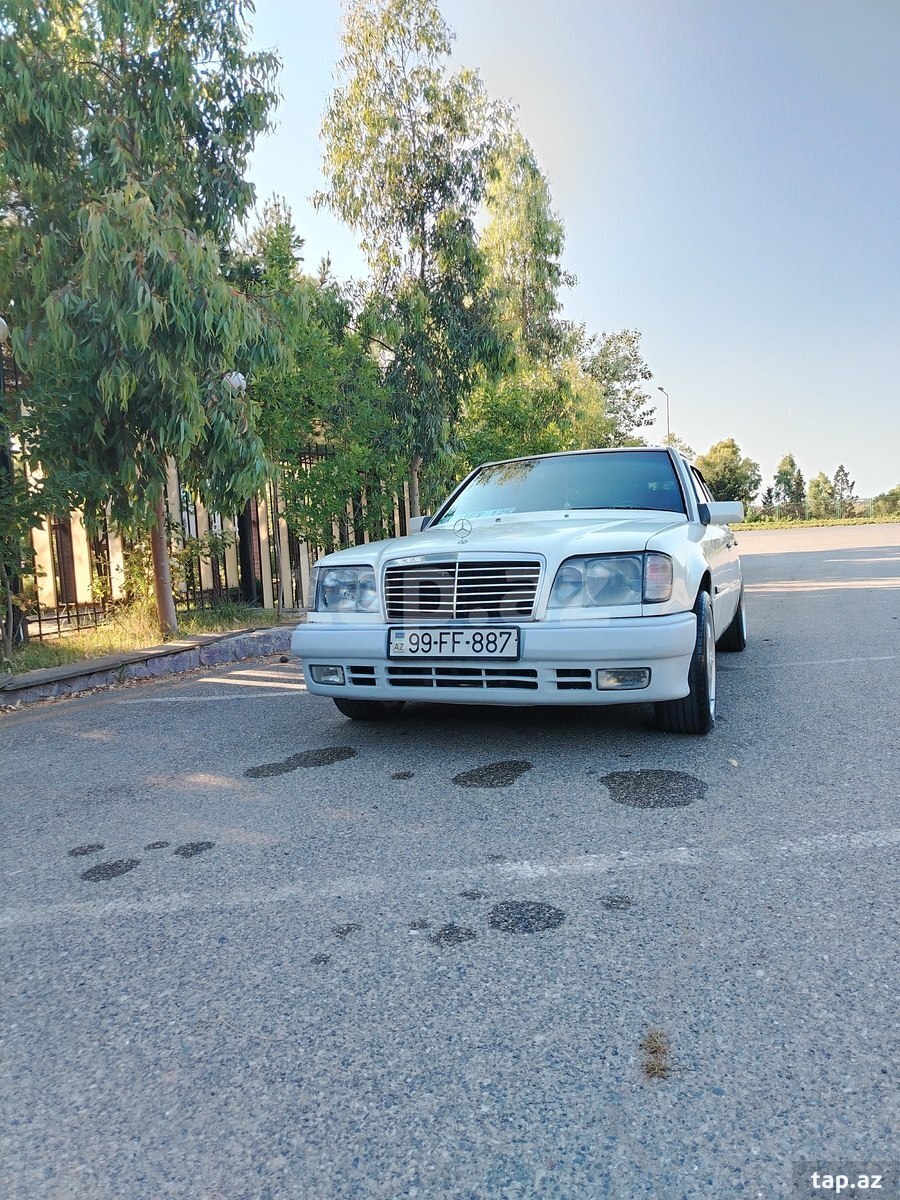 Mercedes E 230, 1991 il