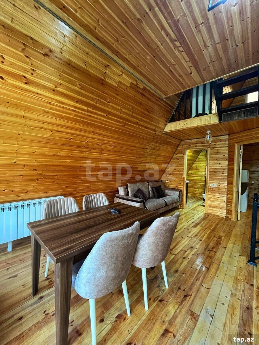 Villa, Qəbələ ş. (10)