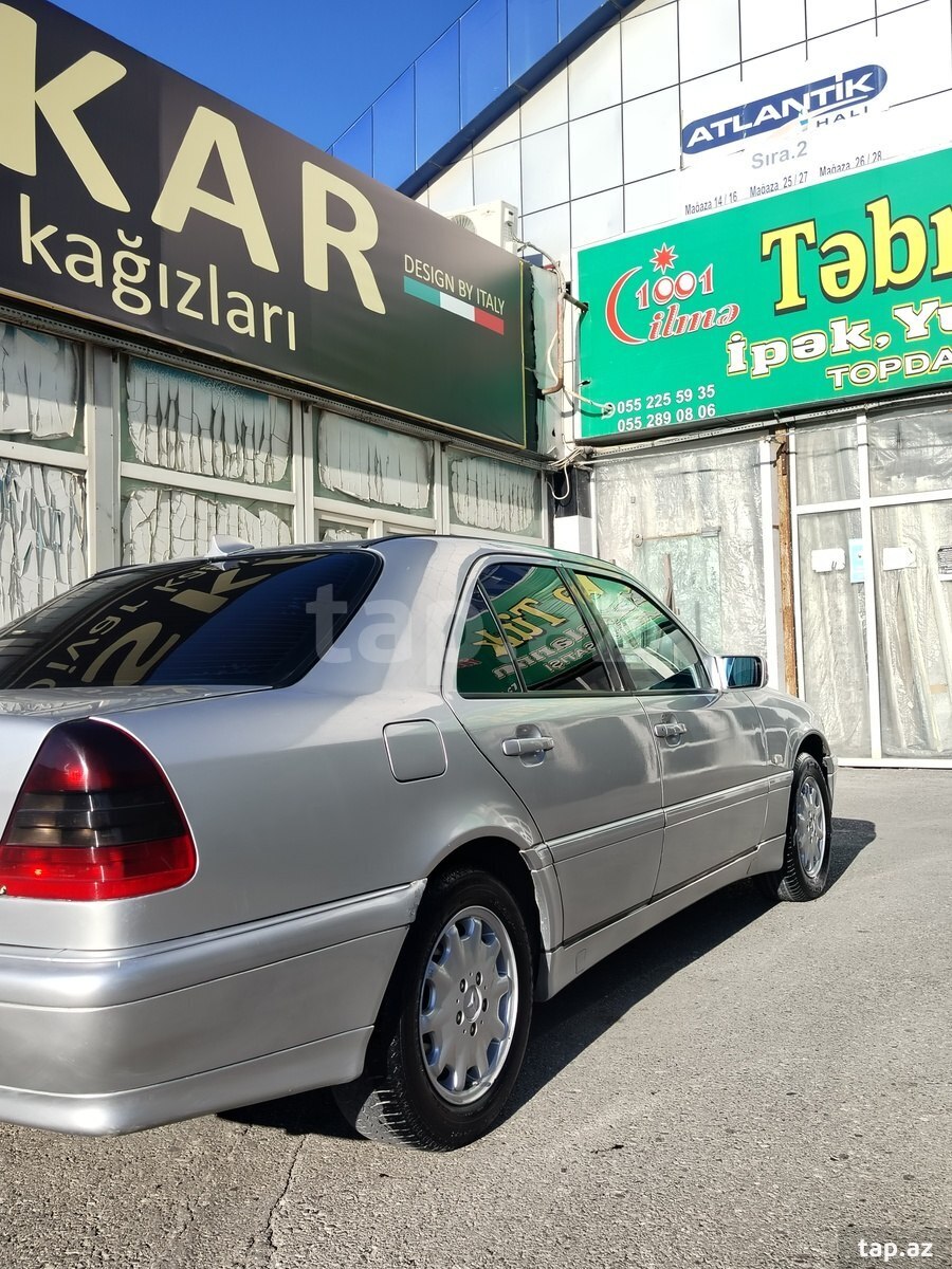 Mercedes 220 CE, 1998 il (2)