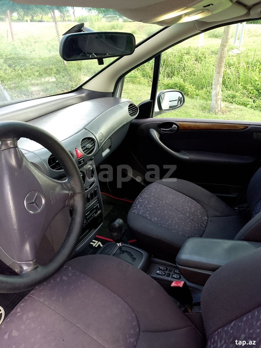 Mercedes A 160, 2001 il (10)