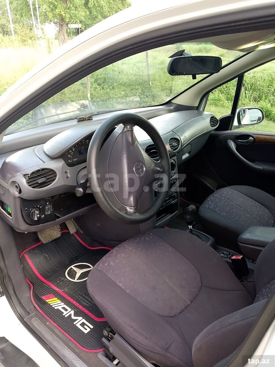 Mercedes A 160, 2001 il (8)
