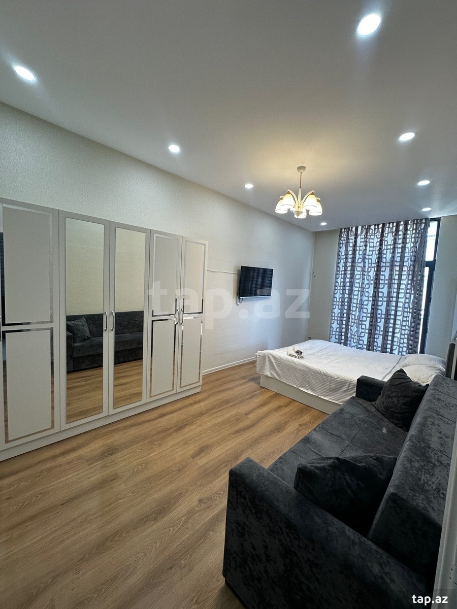 3-otaqlı mənzil kirayə verilir, Nizami m., 90 m²