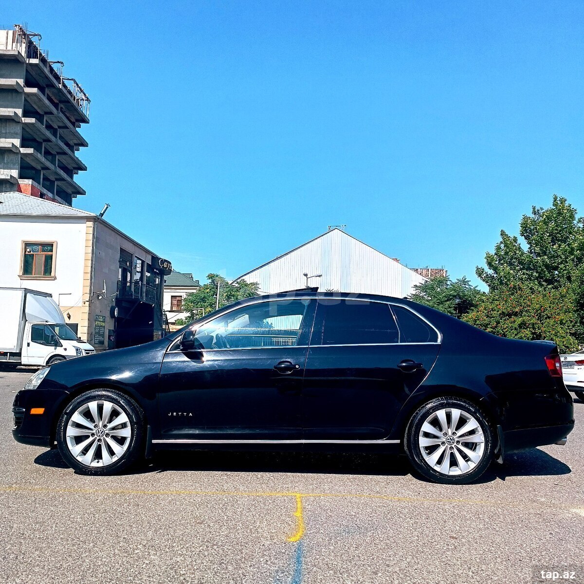 Volkswagen Jetta, 2010 il (2)