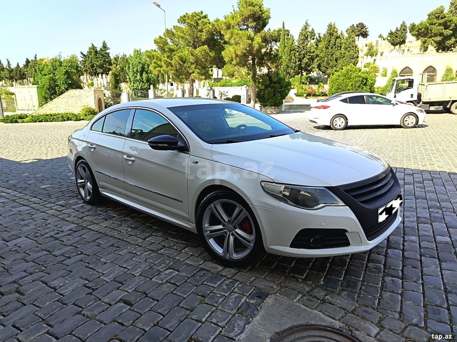 Volkswagen Passat CC, 2010 il (4)