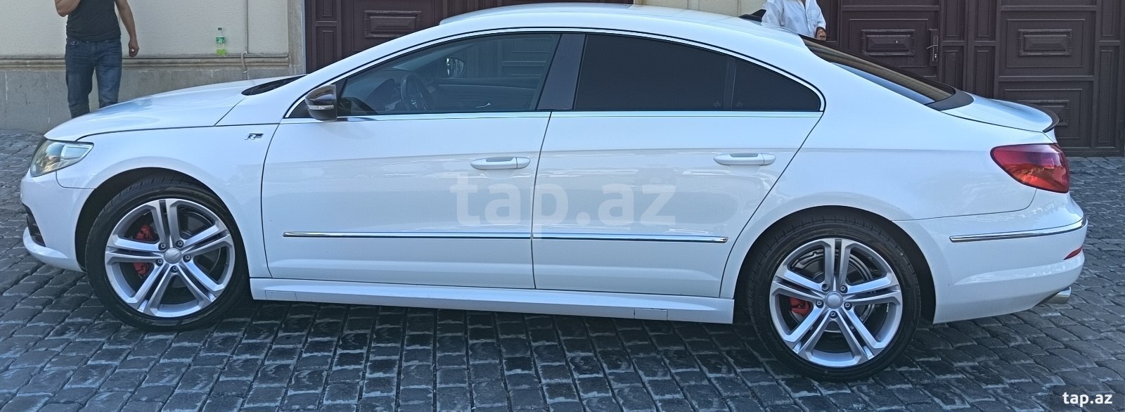 Volkswagen Passat CC, 2010 il (5)