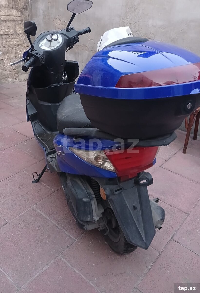 Moped, 2022 il (3)