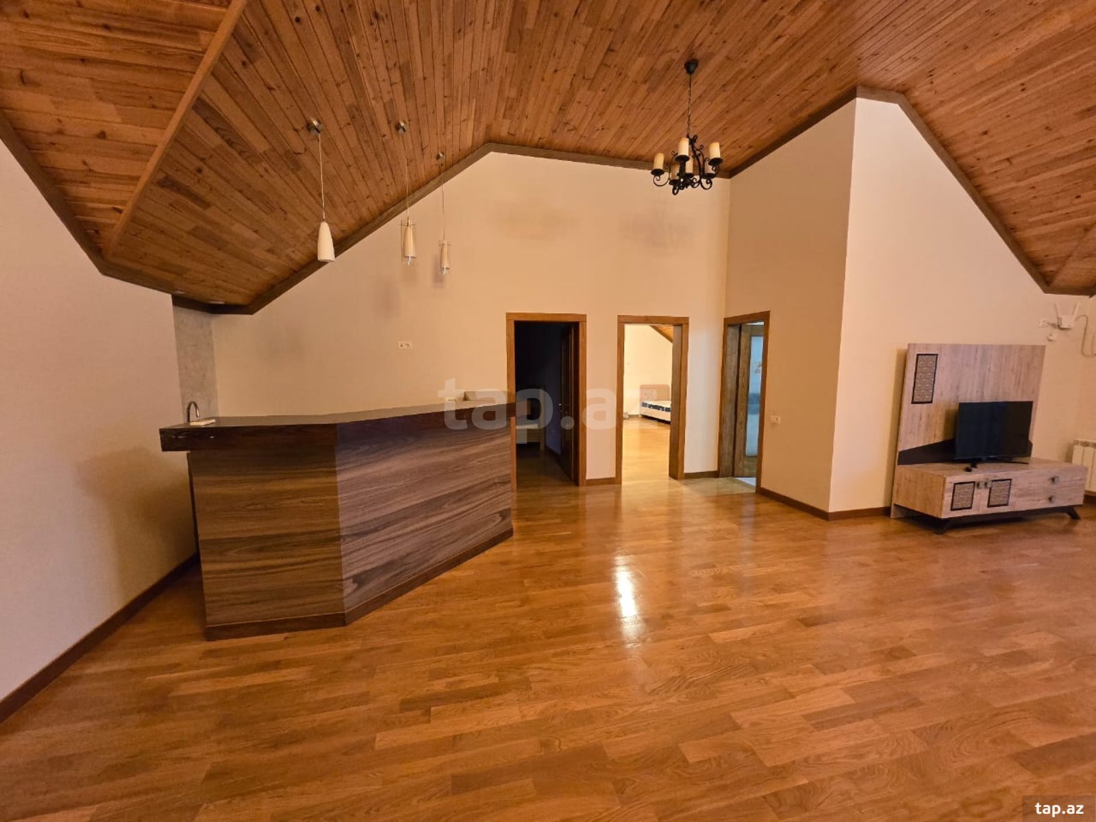 Villa, Badamdar qəs. (8)