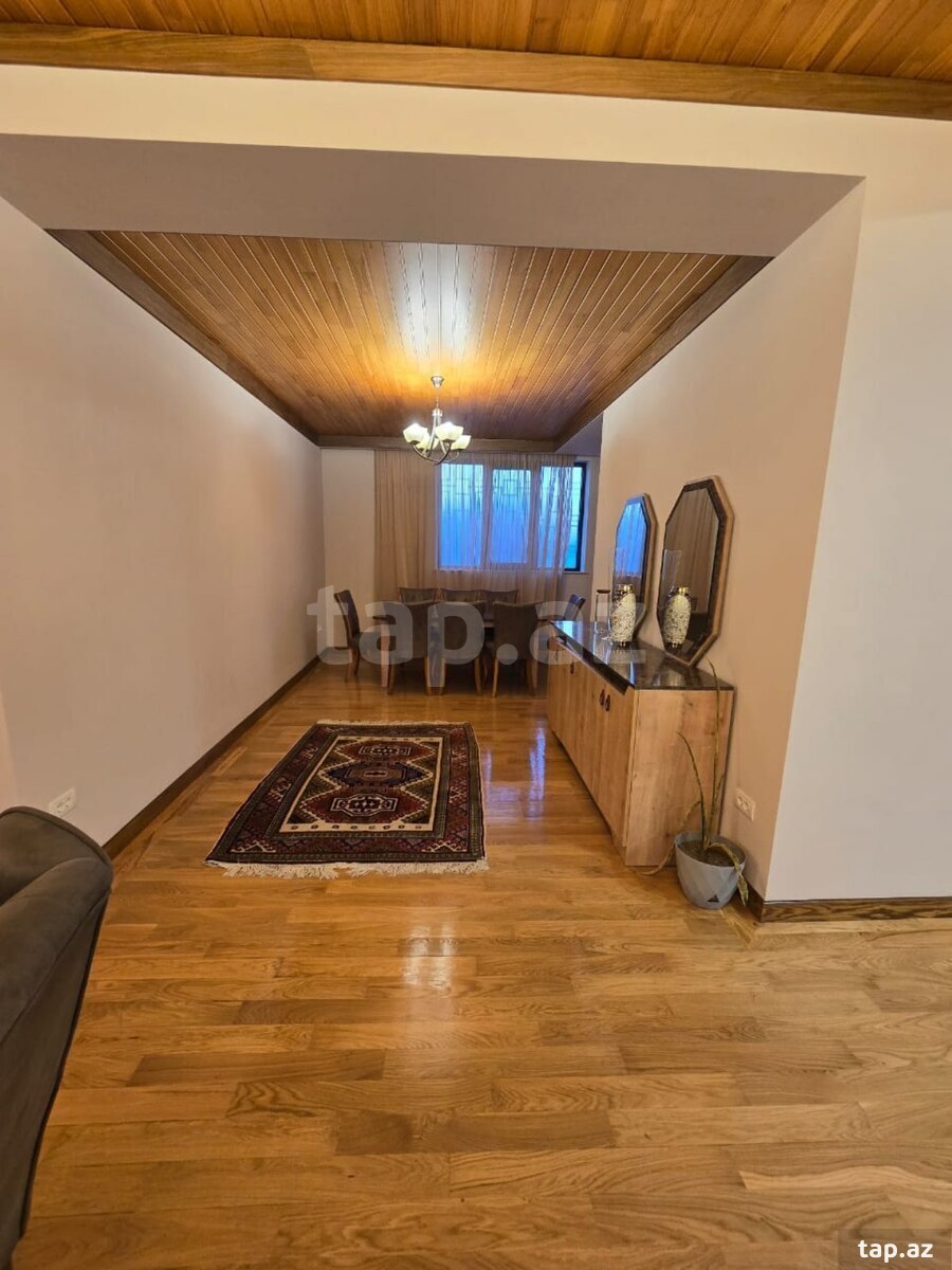Villa, Badamdar qəs. (17)