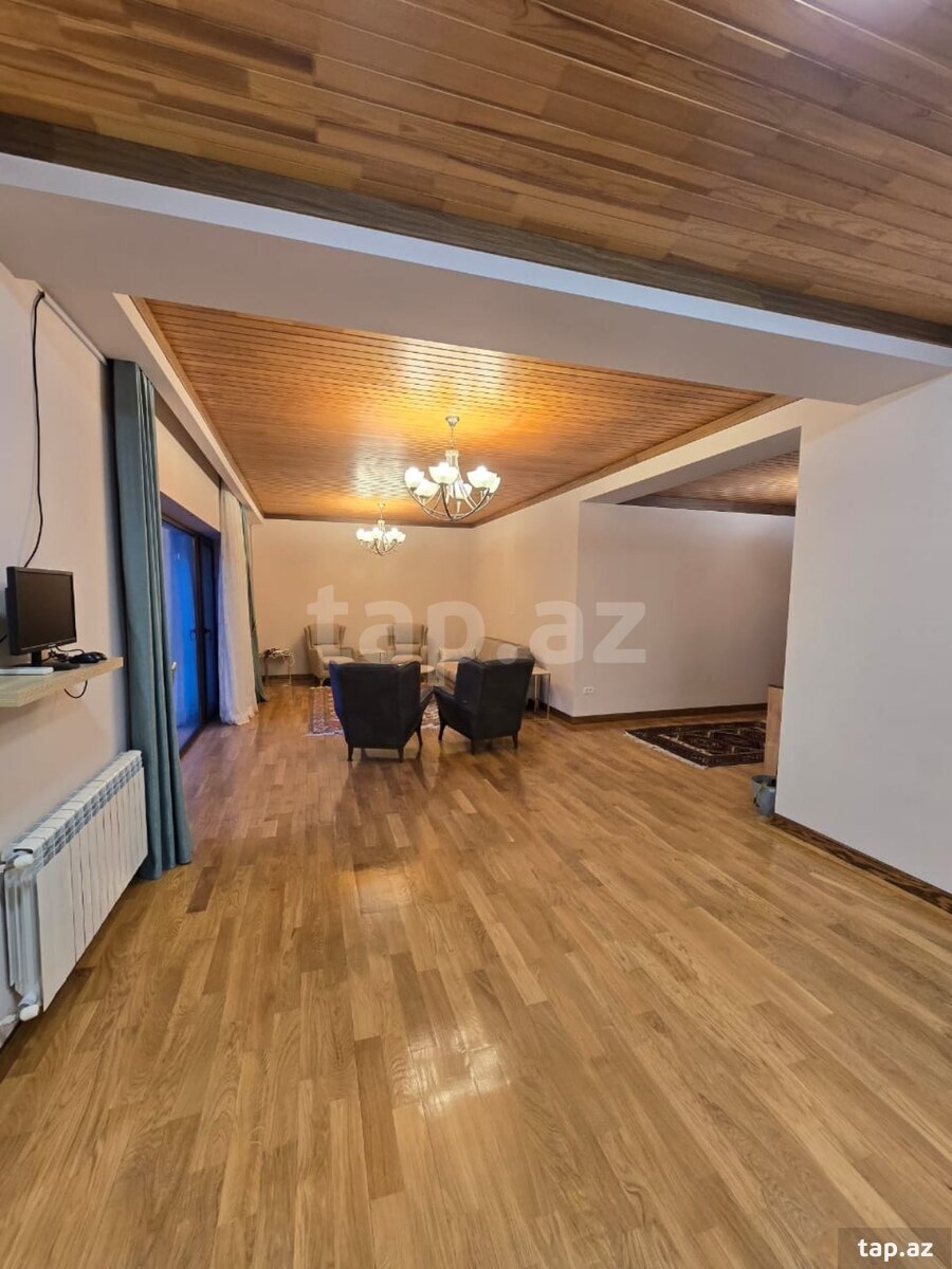 Villa, Badamdar qəs. (16)