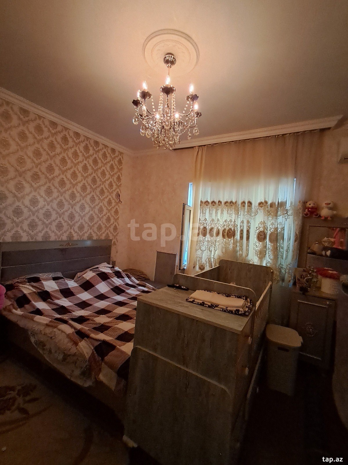 Həyət evi, İnşaatçılar m. (18)