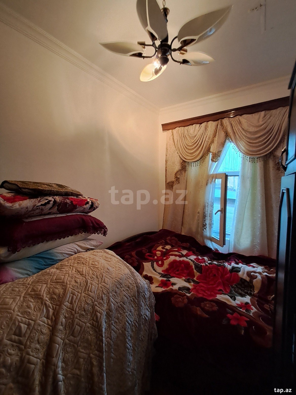 Həyət evi, İnşaatçılar m. (7)