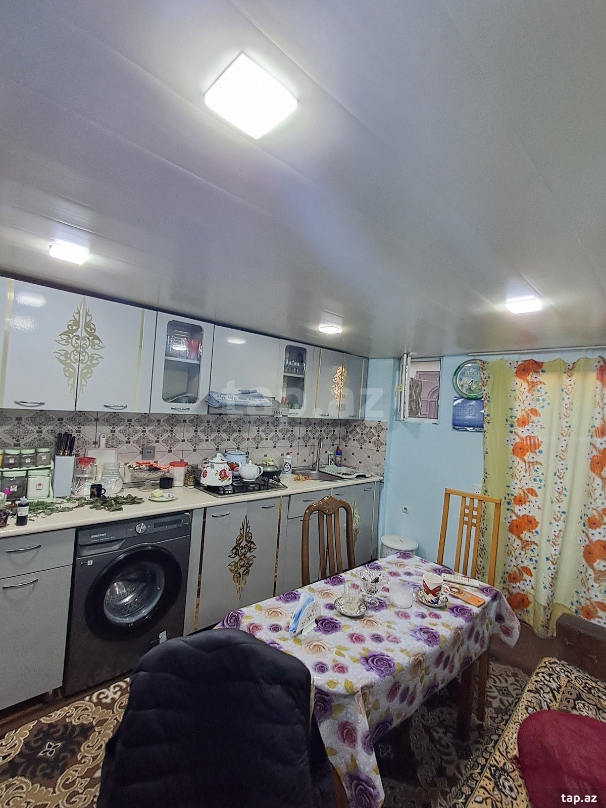 Həyət evi, İnşaatçılar m.
