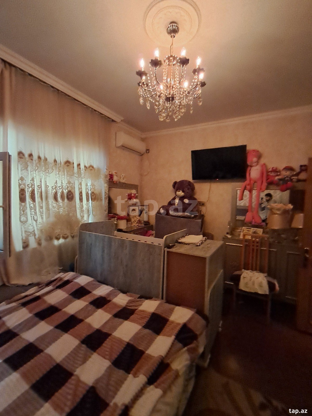 Həyət evi, İnşaatçılar m. (15)