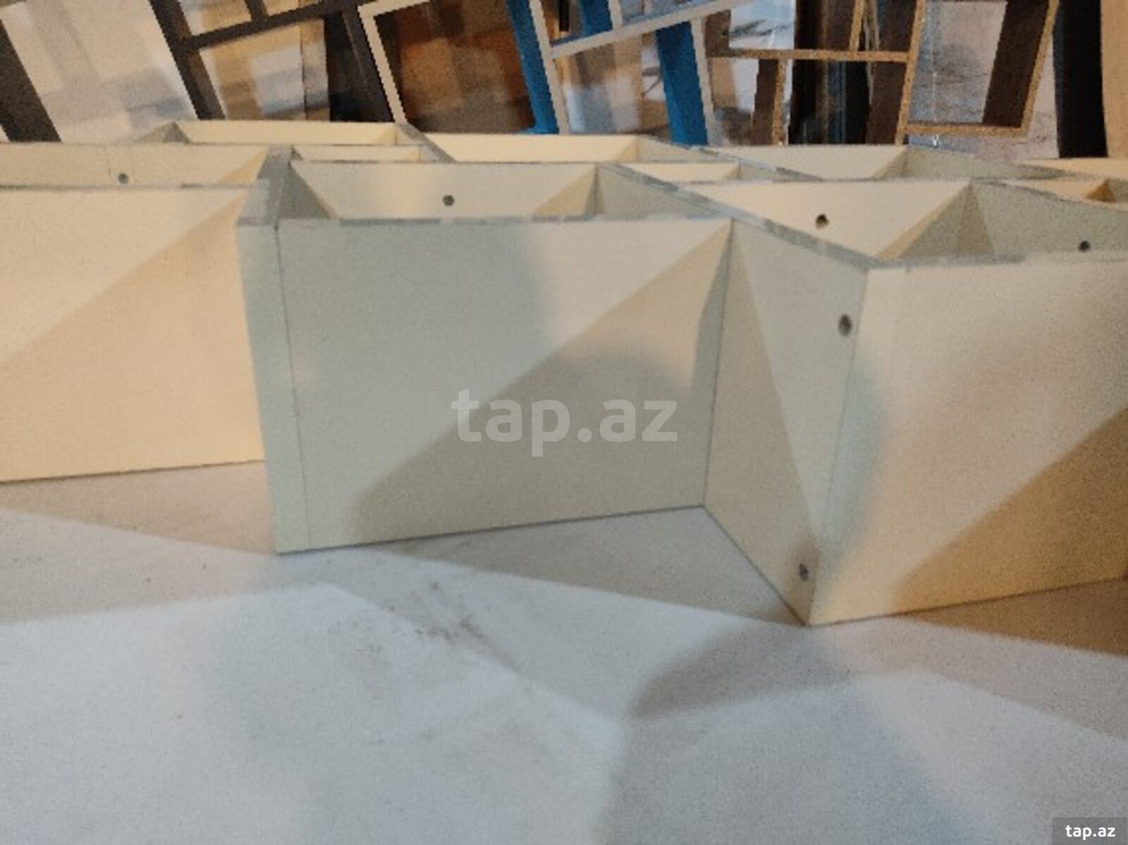 Kitab rəfi (4)