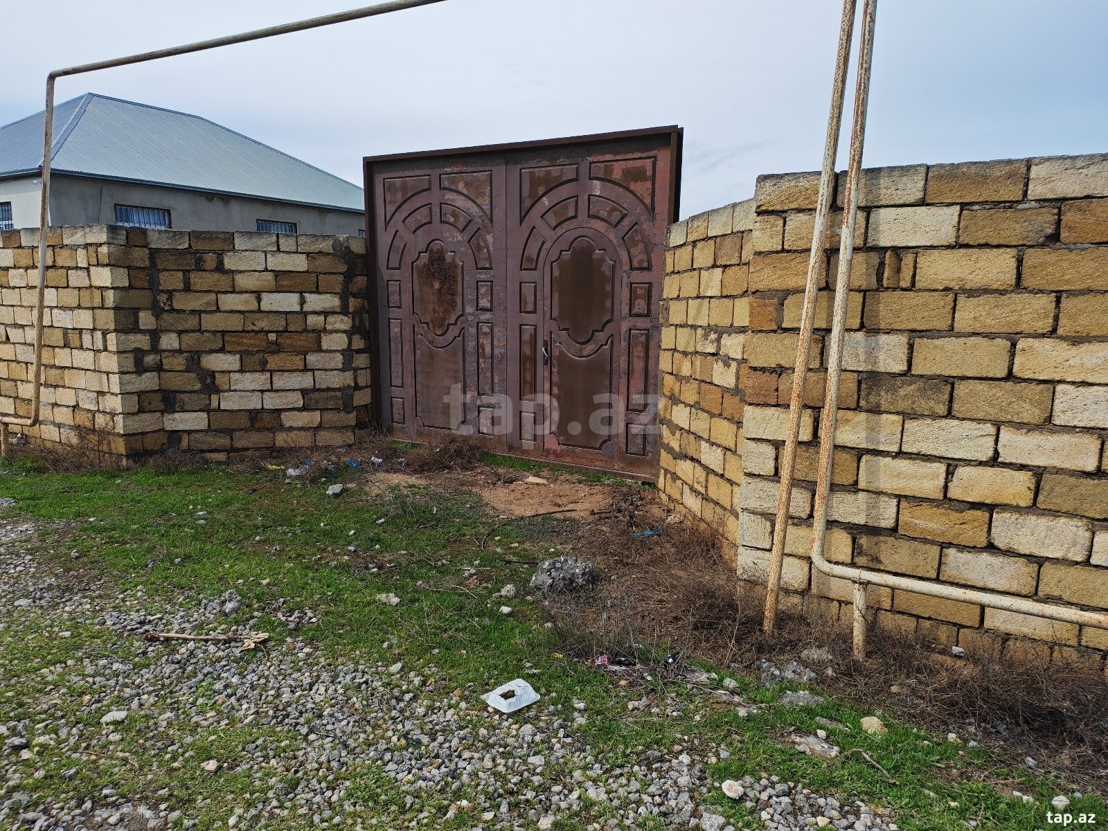 12 sot torpaq sahəsi, Yaşma bağları