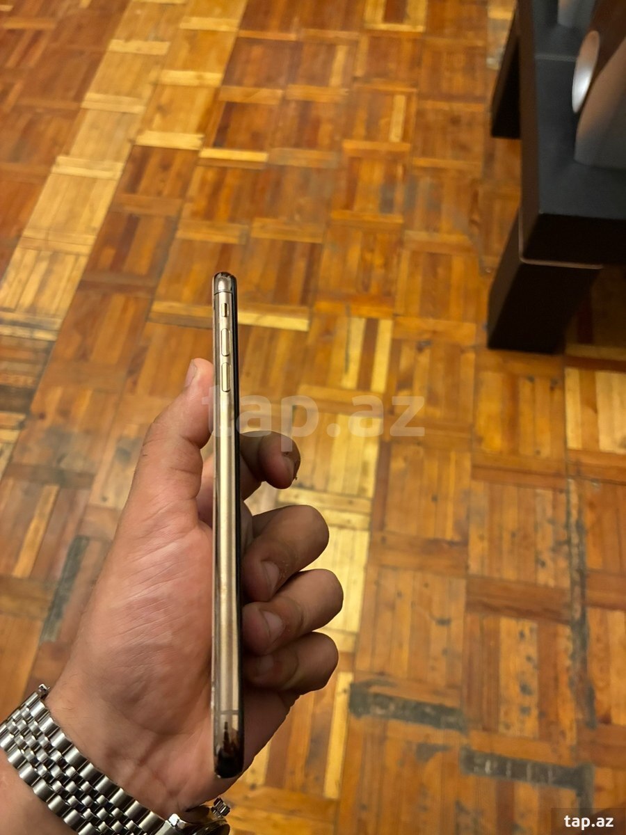 Apple iPhone XS Max Gold 256GB/4GB (3)