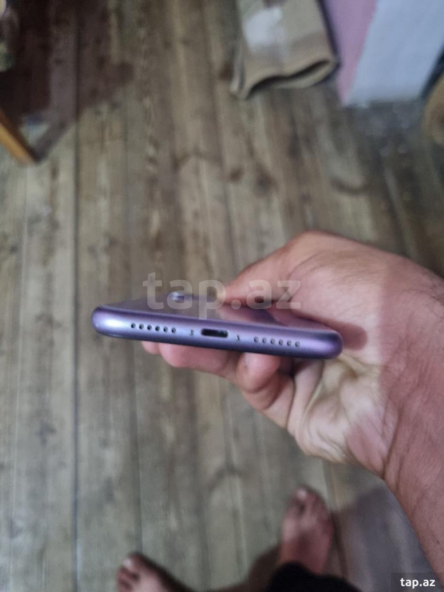 Apple iPhone 11 Purple 128GB/4GB (6)
