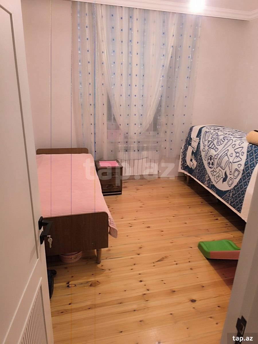 Bağ evi, Novxanı qəs. (24)