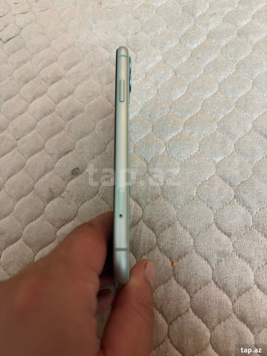 Apple iPhone 11 Green 64GB/4GB (4)