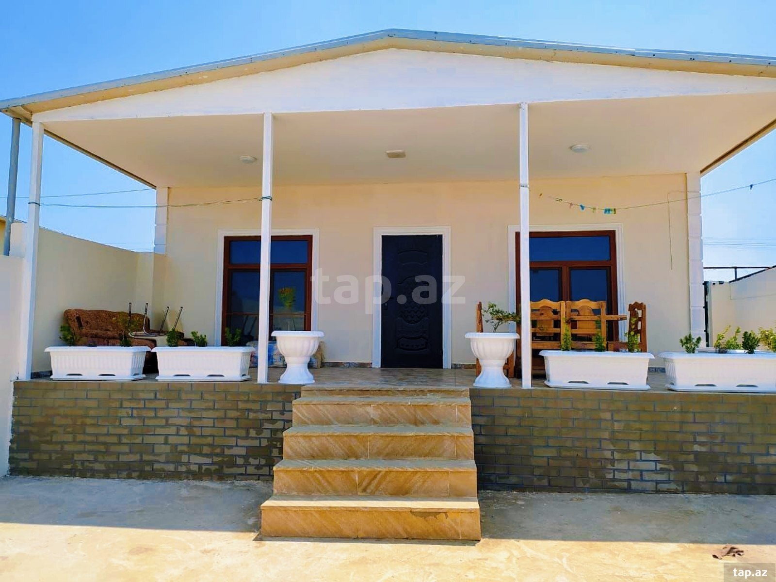 Bağ evi kirayə verilir, Pirşağı qəs.