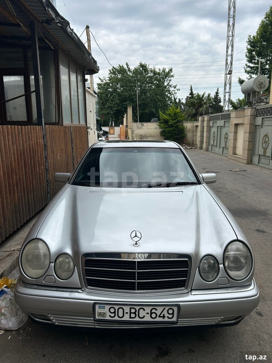 Mercedes E 230, 1996 il