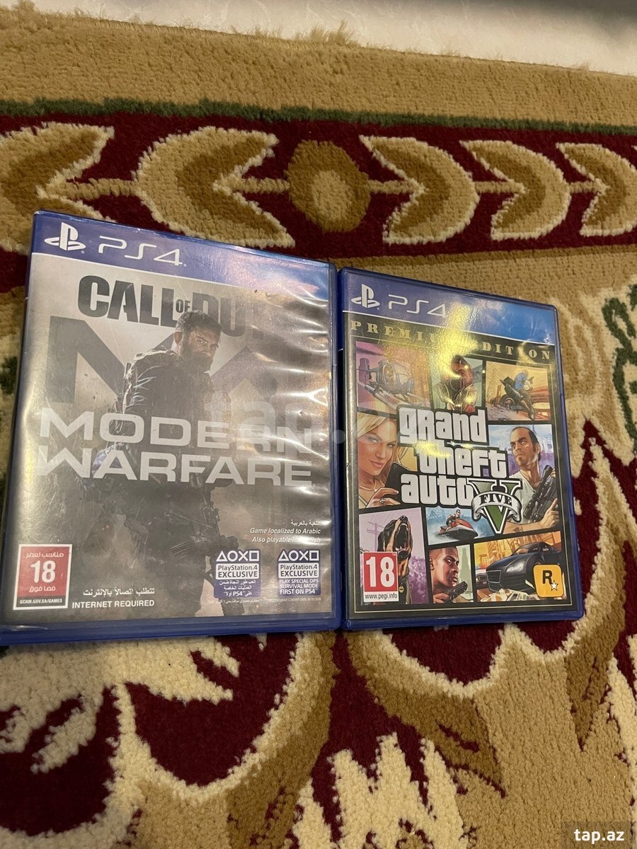 Sony PlayStation 4 Slim  (2)