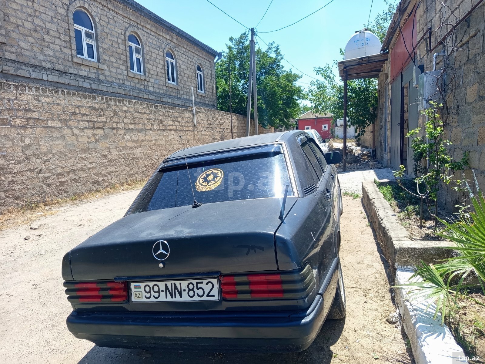 Mercedes 190, 1990 il (8)