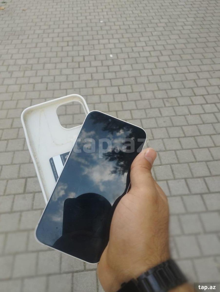 Apple iPhone 13 Starlight 128GB/4GB