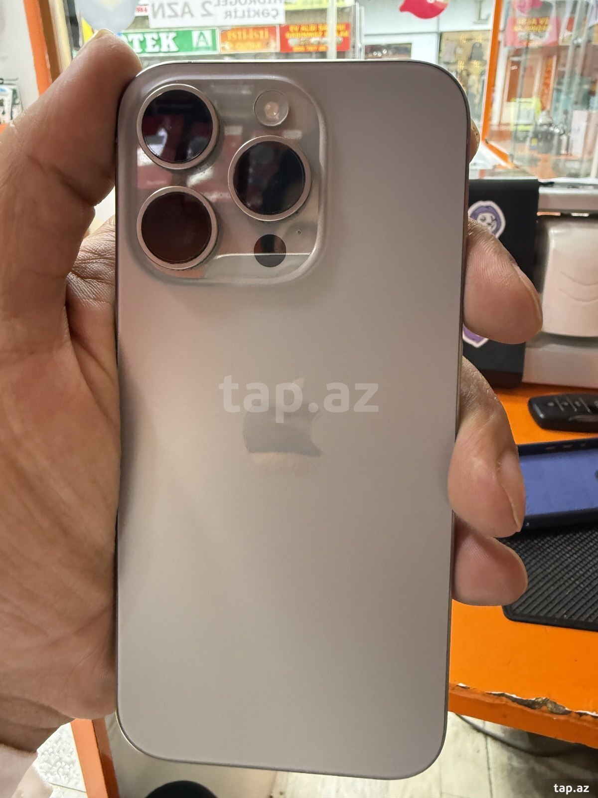 Apple iPhone 15 Pro Natural Titanium 256GB/8GB