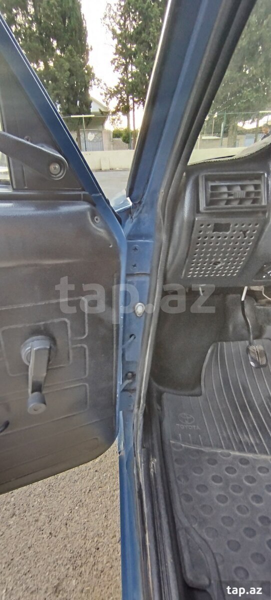LADA (VAZ) 2107, 2005 il (3)
