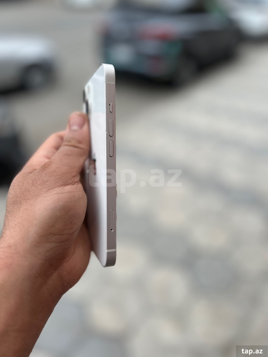 Apple iPhone 13 Starlight 128GB/4GB (4)
