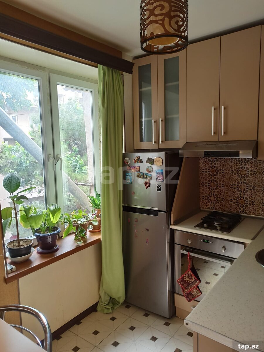 1-otaqlı mənzil kirayə verilir, E. Akademiyası m., 35 m² (4)