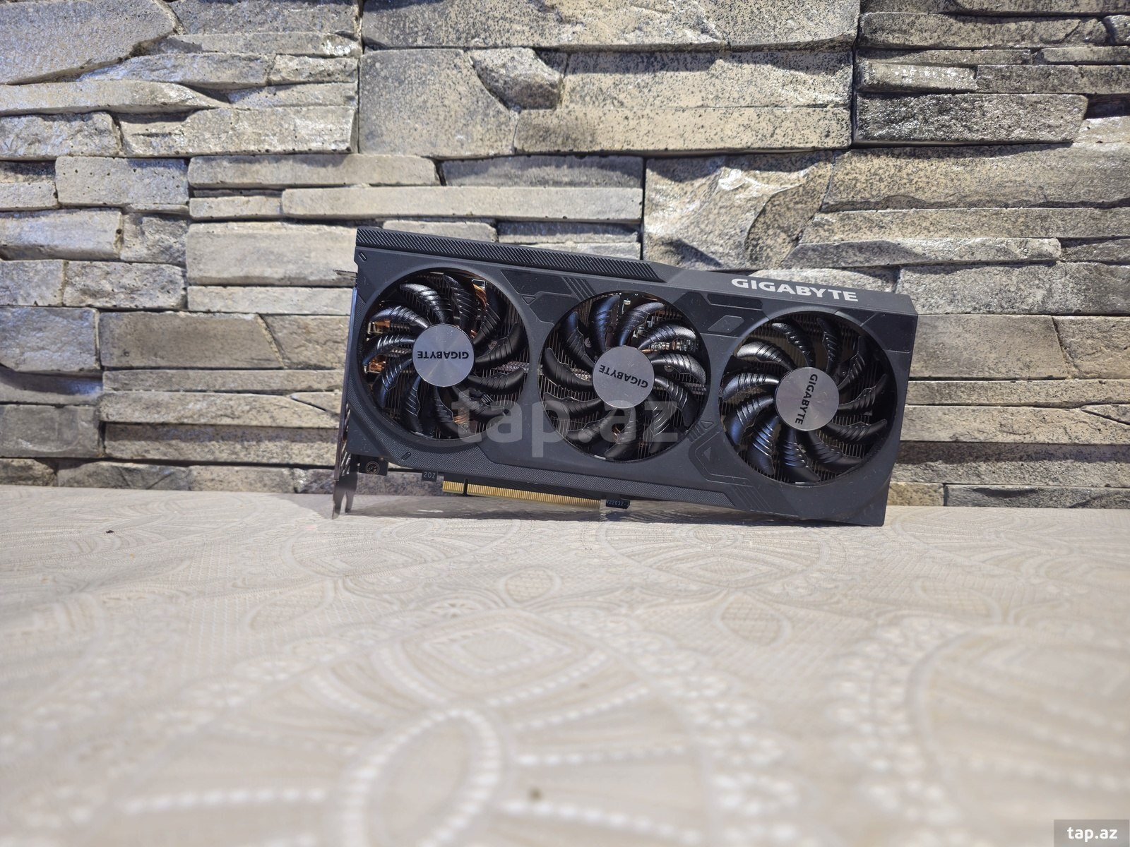 Video kart Gigabyte rtx 4070 super