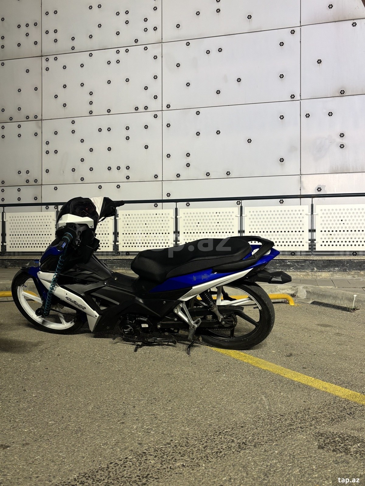 Moped, 2021 il (2)