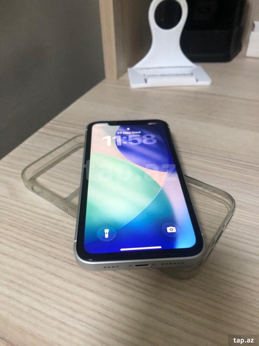 Apple iPhone 11 Black 128GB/4GB