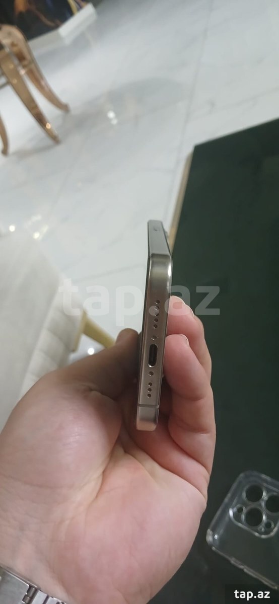 Apple iPhone 15 Pro Natural Titanium 128GB/8GB (3)