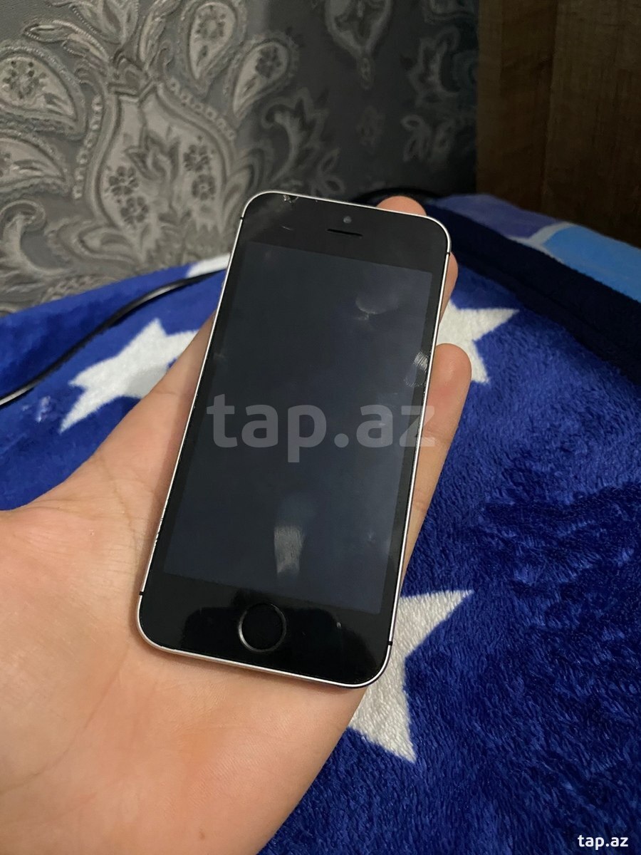 Apple iPhone SE Space Gray 32GB (2)