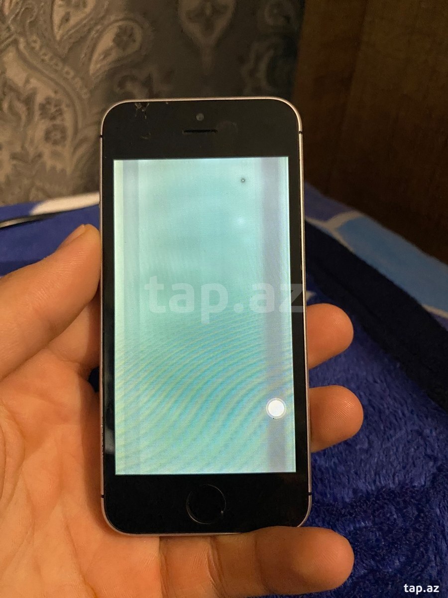 Apple iPhone SE Space Gray 32GB (8)