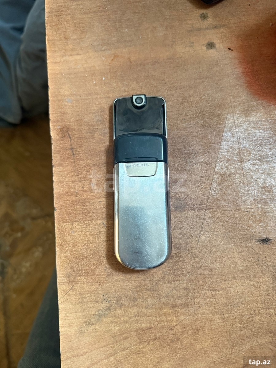 Nokia 8800 Silver (3)