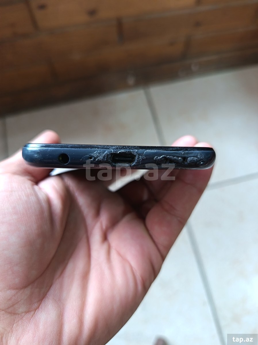 Samsung Galaxy A13 Blue 32GB/3GB (3)