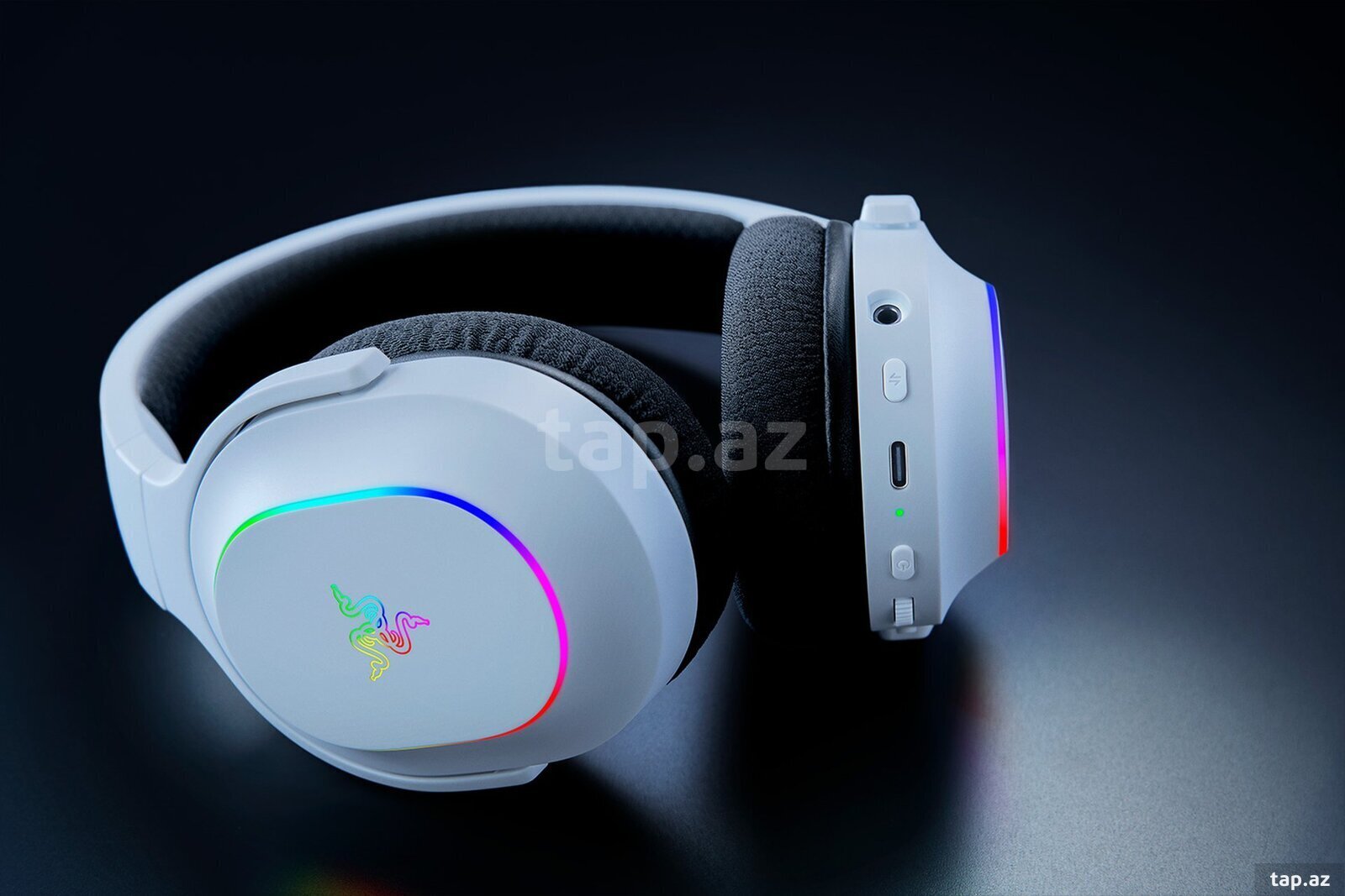 Razer Gaming Headset Barracuda X Chroma, BT/WL, RGB, white (2)