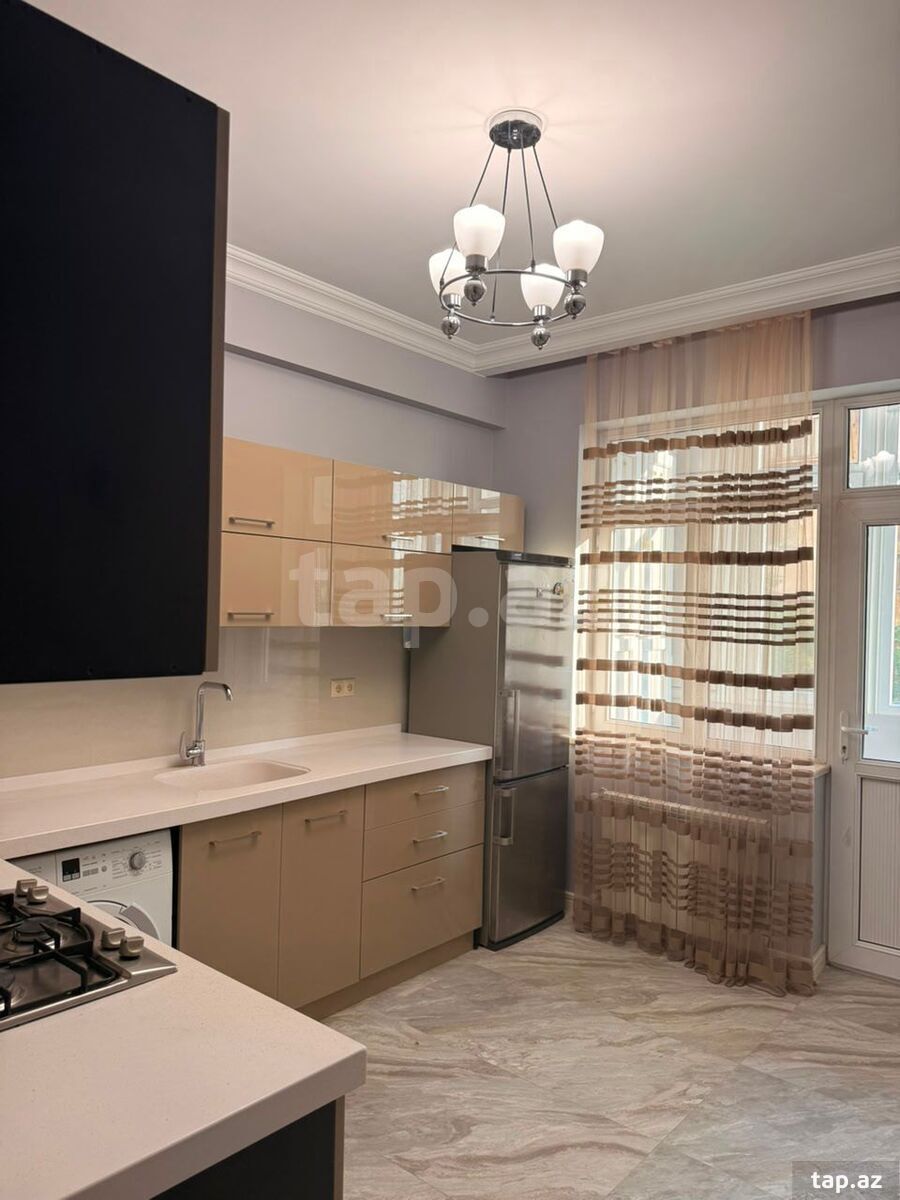 2-otaqlı yeni tikili, Faiq Yusifov küç., 103 m²