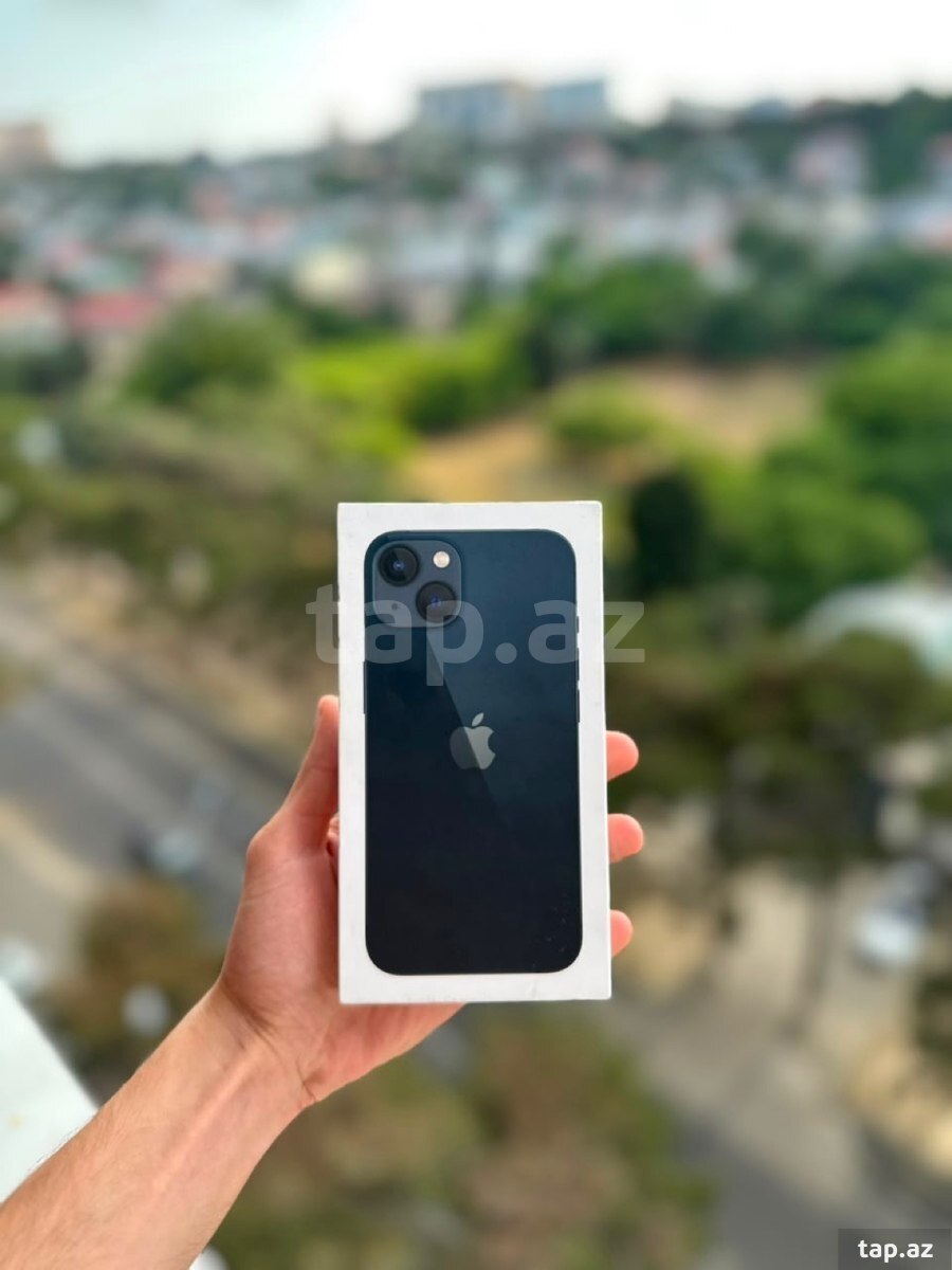 Apple iPhone 13 Midnight 128GB/4GB